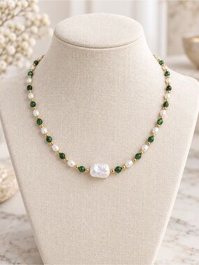 New Medina fine pearls - Pearl and genuine malachite stone necklace